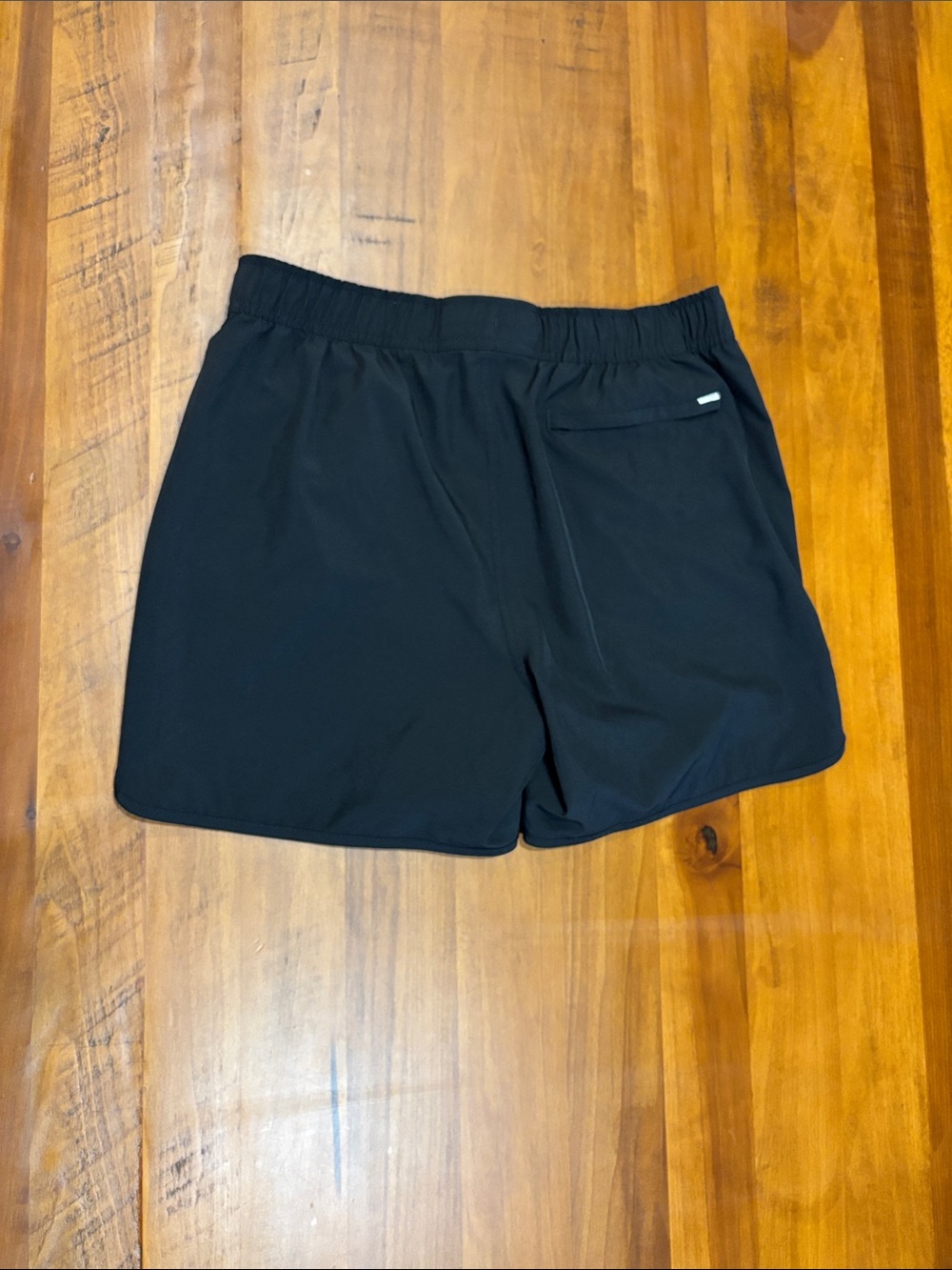 Vuori Men's Black Shorts with Drawstring Waist - Picture 5 of 9